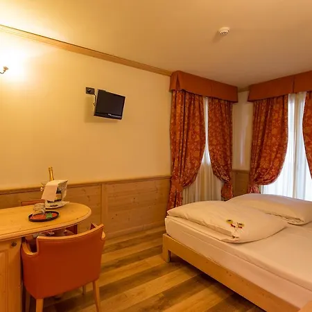 Hotel Arisch Aprica Camera foto
