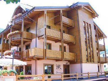 Hotel Arisch 4*